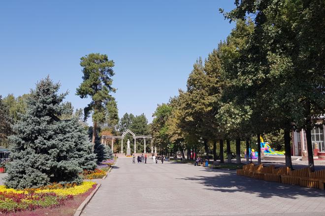 Sites- to –visit the Erkindik Boulevard, Bishkek, Kyrgyzstan, Ai TOUR Travel Agency